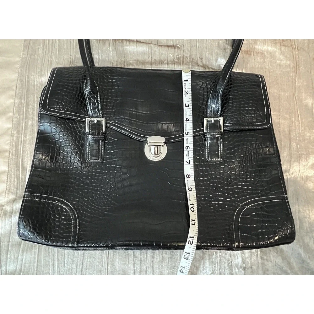 Liz Claiborne see black